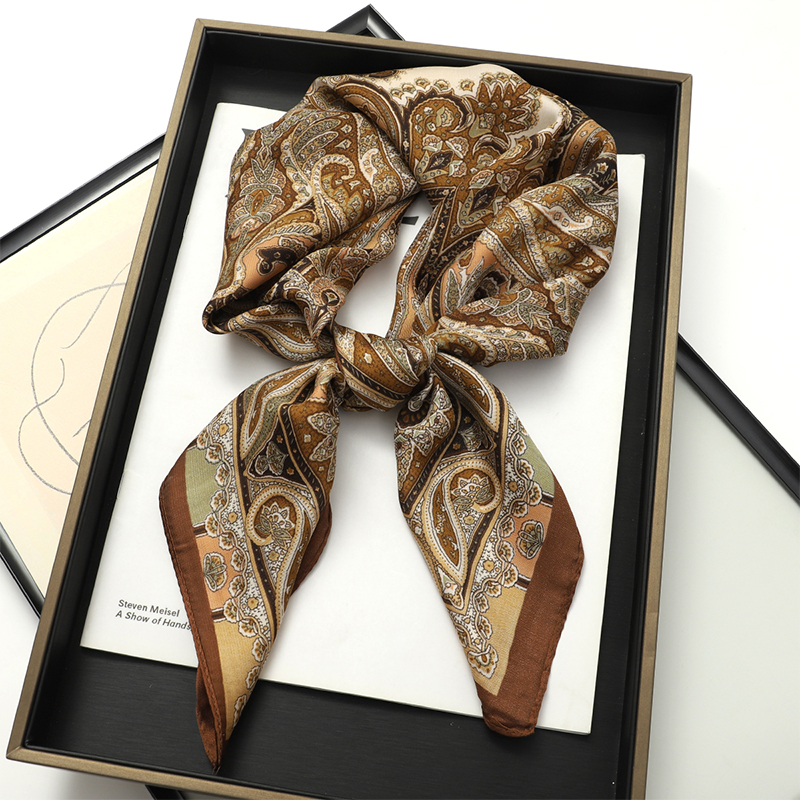 Bohemian Style Print Luxury Br - Silk Neck Scarf avaliação e preço