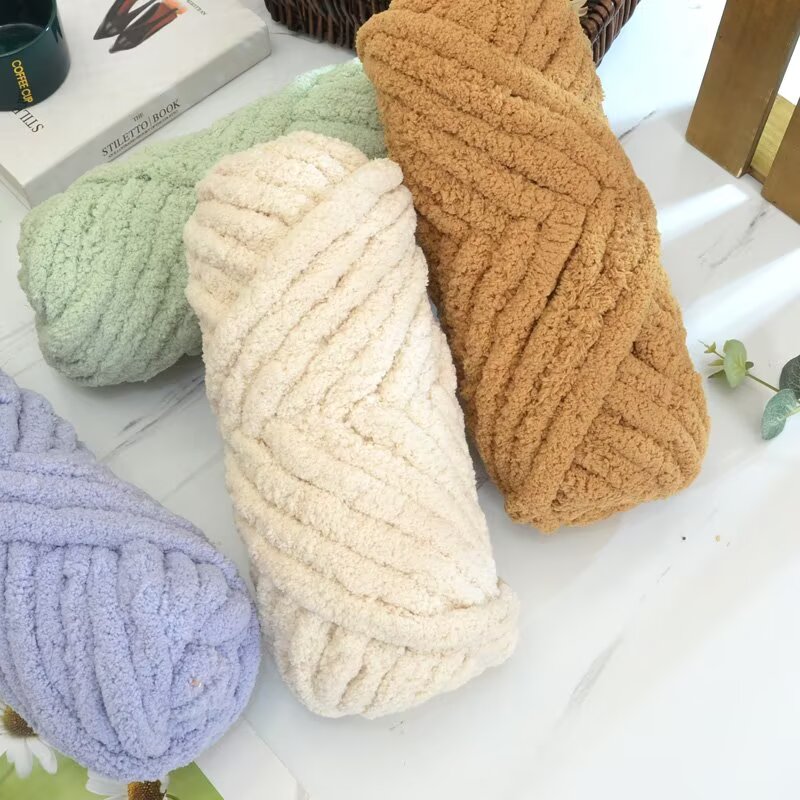 Cat Tail Yarn, Extra Thick Ice - Woven Scarf Blanket avaliação e preço