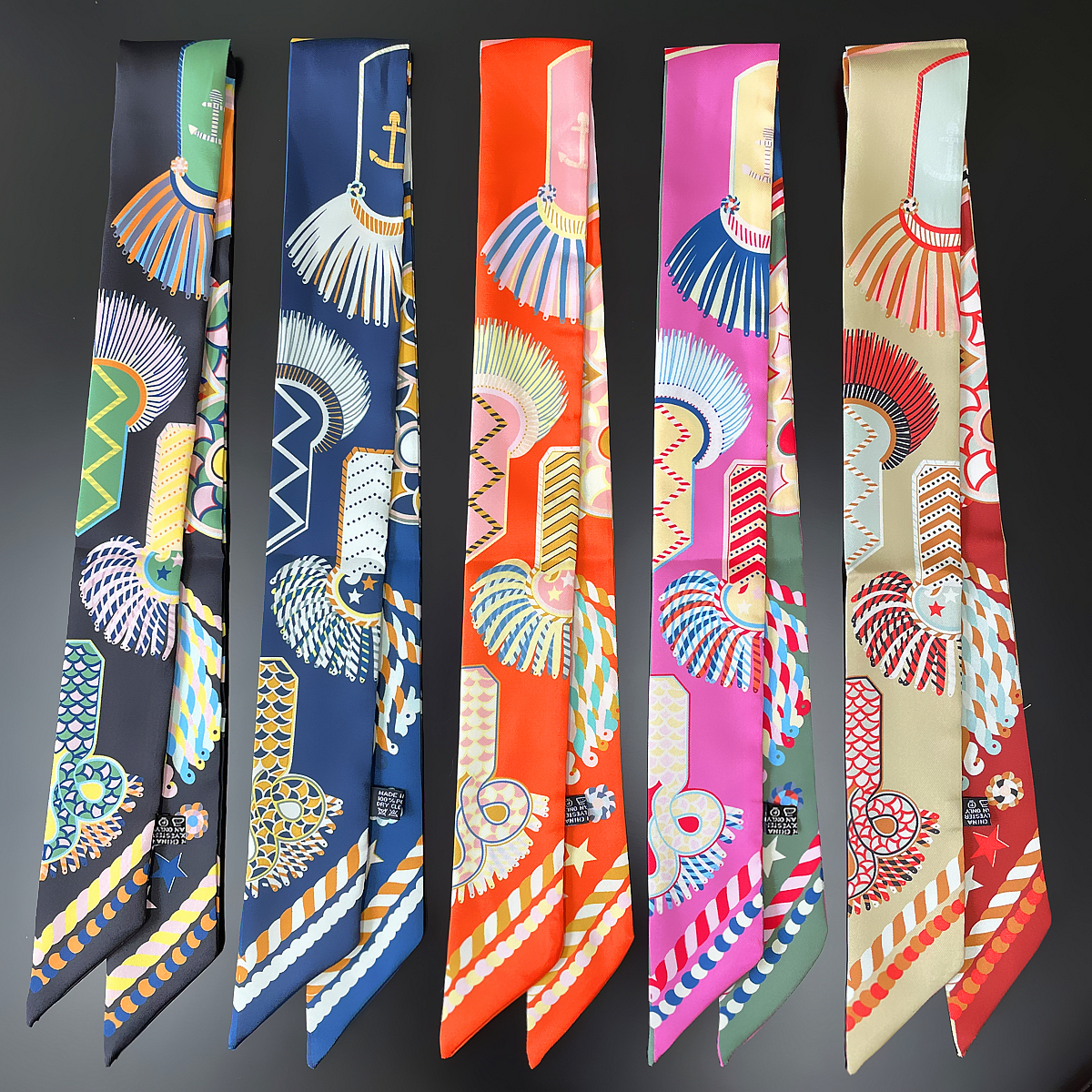 Brand Design Twill 100% Silk S - Silk Neck Scarf avaliação e preço