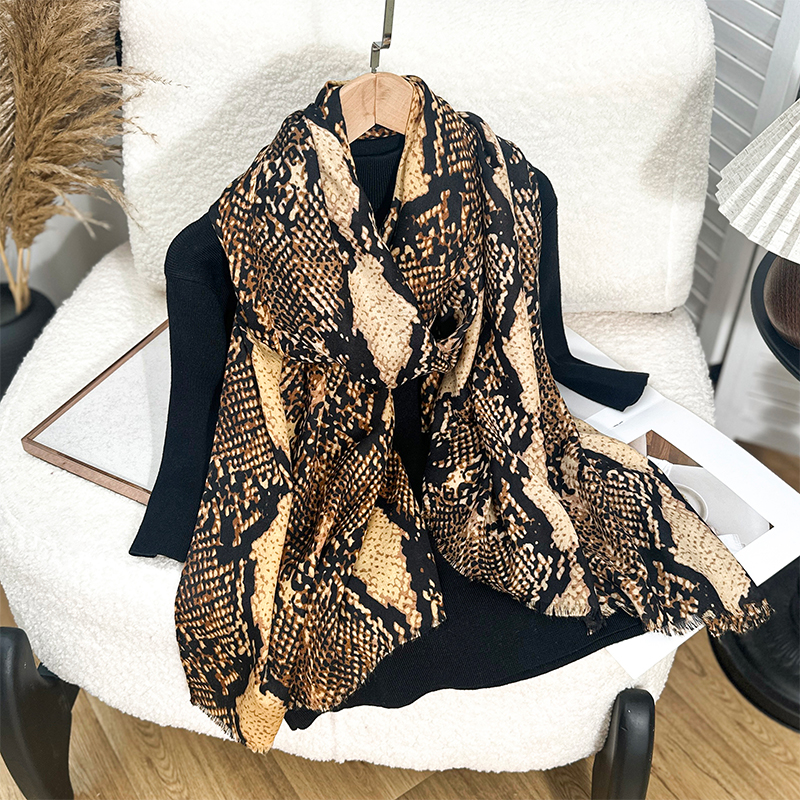 Luxury Brand Scarf Leopard pri - Pashmina Wrap Large avaliação e preço