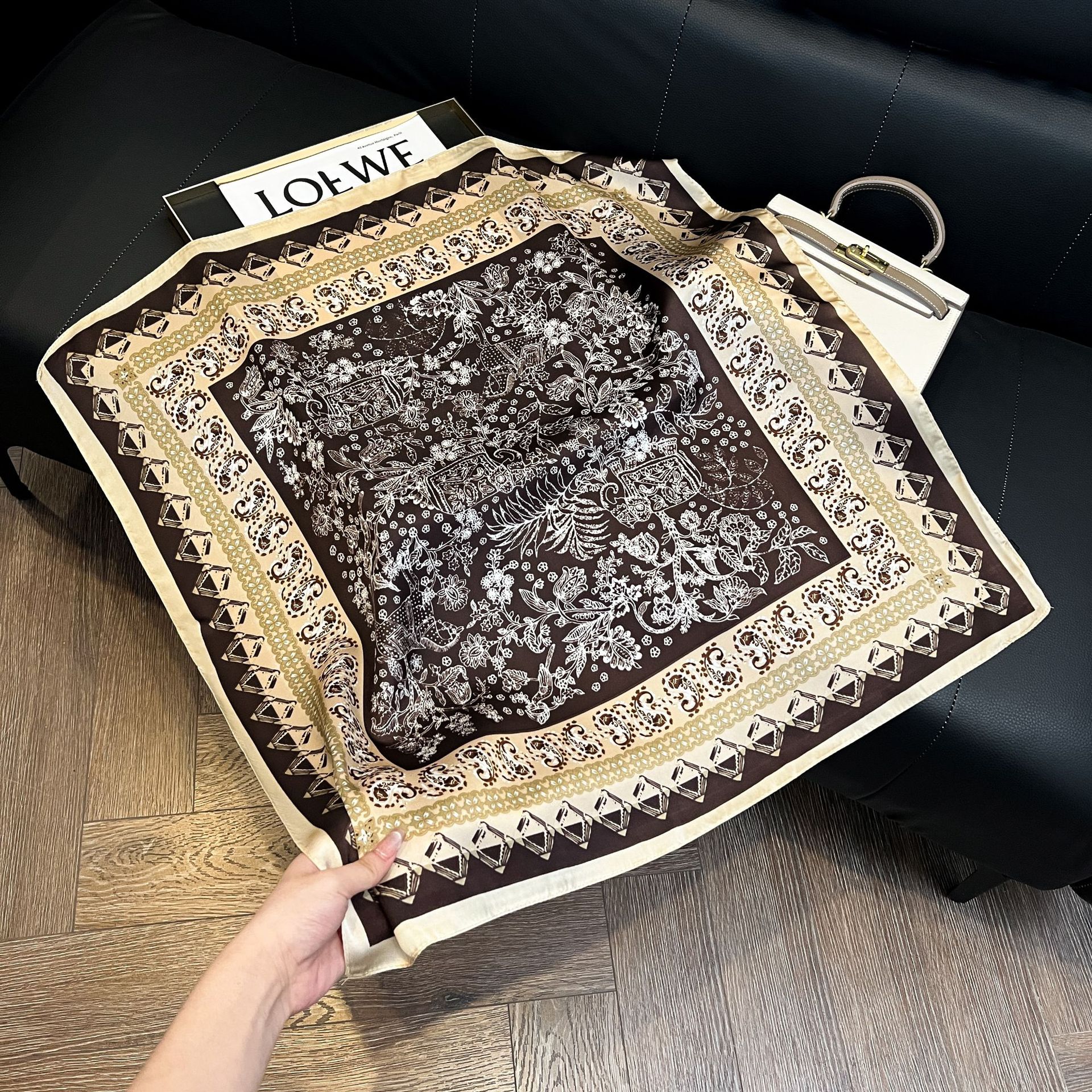 Luxury Square Silk-like Scarf  - Silk Neck Scarf avaliação e preço