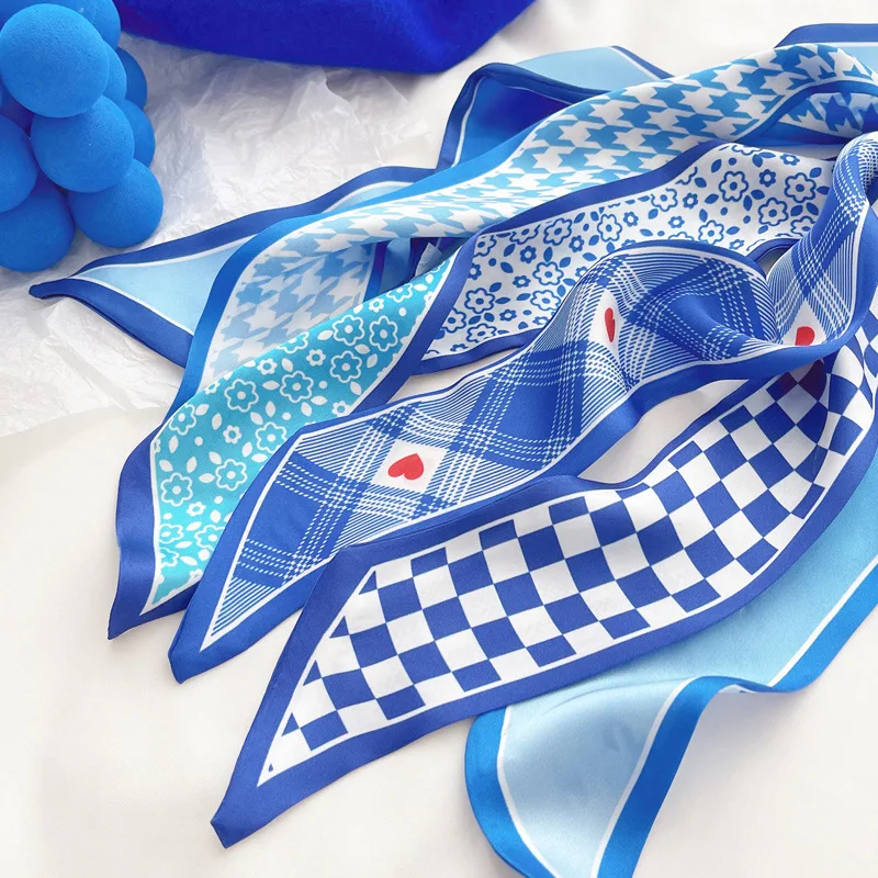 Klein blue silk scarf new chec - Silk Neck Scarf avaliação e preço