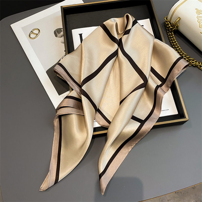 100% Real Silk Scarf New 70CM  - Silk Neck Scarf avaliação e preço
