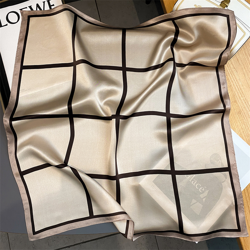 100% Real Silk Scarf New 70CM  - Silk Neck Scarf avaliação e preço